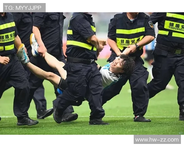 芝加哥与新英格兰激战正酣比分揭晓引发球迷热议 芝加哥与新英格兰激战正酣比分揭晓引发球迷热议