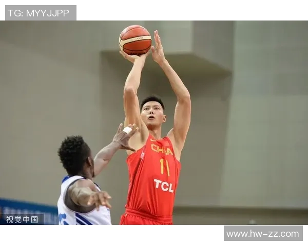 易建联:从篮球场的传奇到中国体育的象征,见证时代的辉煌与挑战 易建联:从篮球场的传奇到中国体育的象征,见证时代的辉煌与挑战